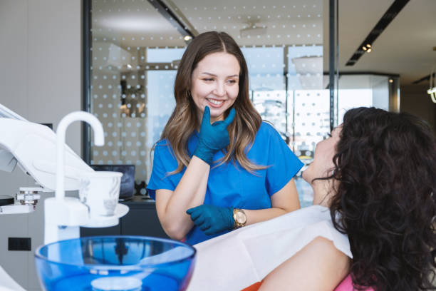 Best Veneers and Lumineers  in Beach City, TX